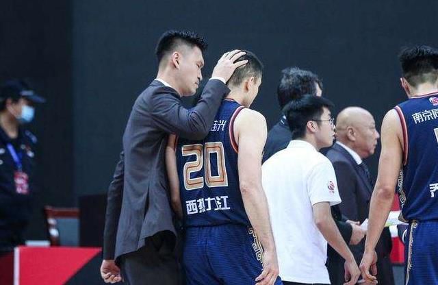 伊人春色综合